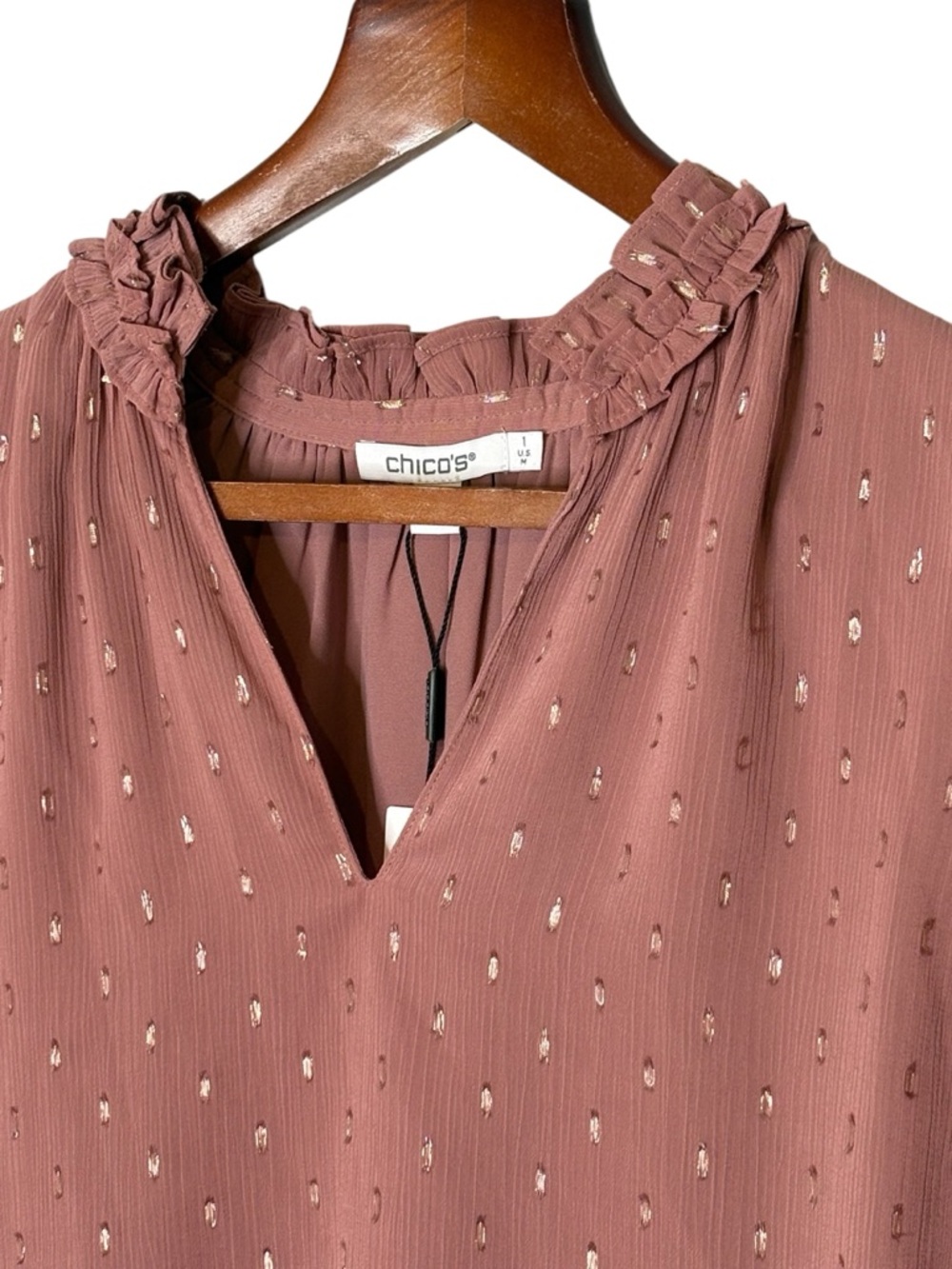 NWT Chicos Dusty Rose Metallic Clip Dot Ruffleneck Blouse • Size 1 / US M • $100 - Picture 5 of 12